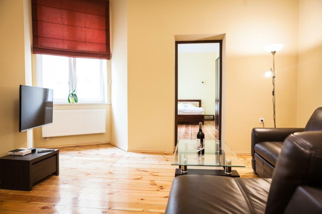 Czar Garbar Apartment Poznan Exterior photo